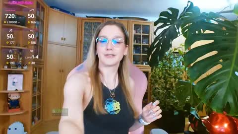 Snapshot of magicstylex chatting on 03-12-25, 02:09 Nicole online show from 03-12-25, 02:09