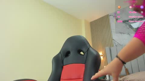 Snapshot of magievans1 chatting on 05-27-26, 12:13 magievans1 online show from 05-27-26, 12:13