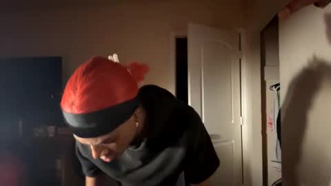 Snapshot of magiicboo chatting on 09-14-25, 08:35 magiicboo online show from 09-14-25, 08:35