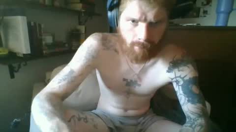 Snapshot of magnetic77slav chatting on 09-26-25, 07:07 magnetic77slav online show from 09-26-25, 07:07