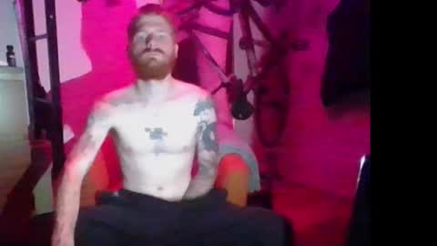 Snapshot of magnetic77slav chatting on 10-19-25, 03:51 magnetic77slav online show from 10-19-25, 03:51