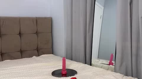 Snapshot of magnificent_angel chatting on 02-13-25, 10:00 Sasha online show from 02-13-25, 10:00