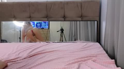 Snapshot of magnificent_angel chatting on 02-24-25, 10:47 Sasha online show from 02-24-25, 10:47