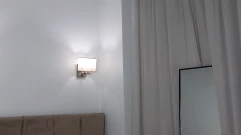 Snapshot of magnificent_angel chatting on 03-09-25, 10:41 Sasha online show from 03-09-25, 10:41