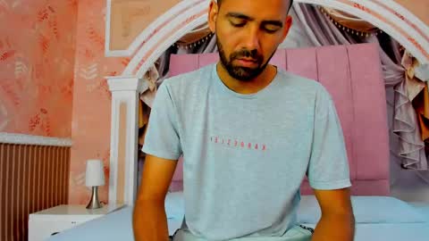 Snapshot of magnus_alejo chatting on 11-04-25, 11:31 Magnus Alejo online show from 11-04-25, 11:31