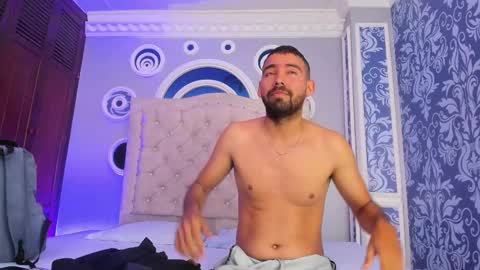 Snapshot of magnus_alejo chatting on 11-21-25, 11:20 Magnus Alejo online show from 11-21-25, 11:20