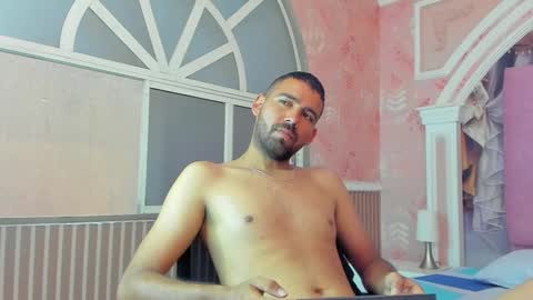 Snapshot of magnus_alejo chatting on 11-24-25, 11:21 Magnus Alejo online show from 11-24-25, 11:21