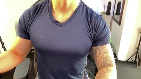 Snapshot of magnus_savage chatting on 06-01-26, 05:58 If you want me to use the Lovense please let me know -- online show from 06-01-26, 05:58