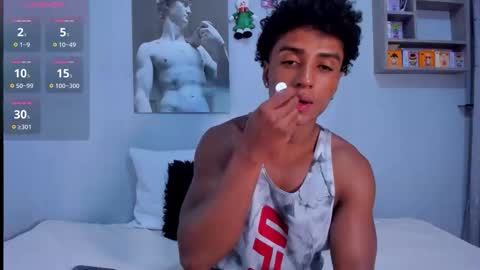 Snapshot of magnusking_ chatting on 11-26-25, 01:50 Magnus King online show from 11-26-25, 01:50