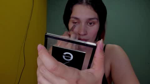 Snapshot of mahiia_1 chatting on 11-09-25, 09:46 Mahiia online show from 11-09-25, 09:46