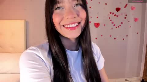 Maia online show from 04-08-26, 12:27