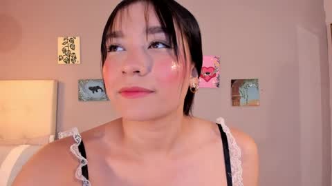 Maia online show from 04-24-26, 11:56