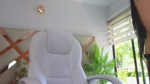 Maiaa Ruiz  online show from 03-10-25, 04:25