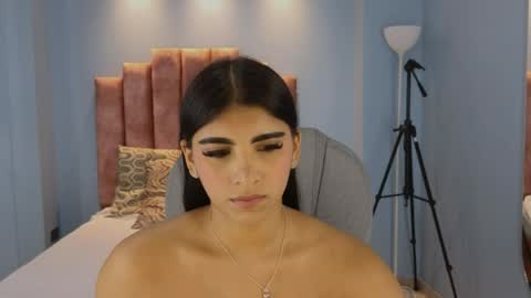 Maiaa Ruiz  online show from 05-05-26, 02:30