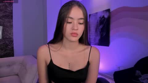  Maia  online show from 11-14-25, 05:33