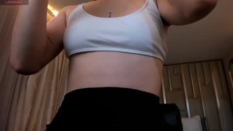  Maia  online show from 11-25-25, 06:41