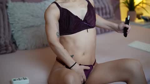  Maia  online show from 01-12-26, 09:31