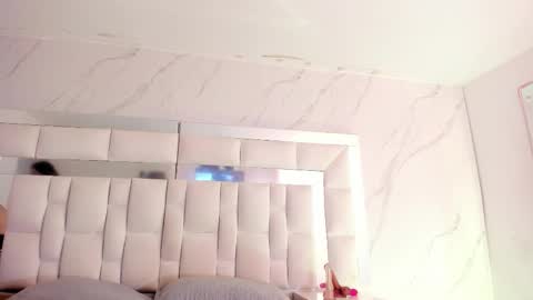 Maia  online show from 02-26-26, 12:15