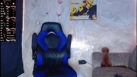 Snapshot of maicoljorda1 chatting on 10-23-25, 11:42 maicoljorda1 online show from 10-23-25, 11:42