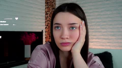 Snapshot of maidabuoy chatting on 01-14-25, 04:25 Lucy online show from 01-14-25, 04:25