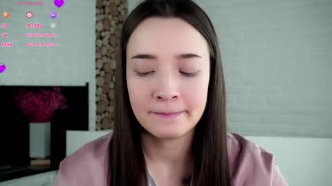 Snapshot of maidabuoy chatting on 01-20-25, 02:22 Lucy online show from 01-20-25, 02:22