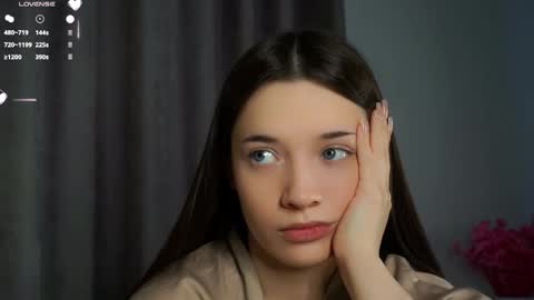 Snapshot of maidabuoy chatting on 02-12-25, 02:03 Lucy online show from 02-12-25, 02:03