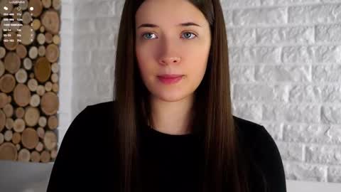 Snapshot of maidabuoy chatting on 10-12-25, 01:59 Lucy online show from 10-12-25, 01:59