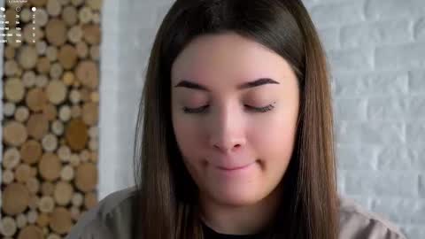 Lucy online show from 02-10-26, 02:04