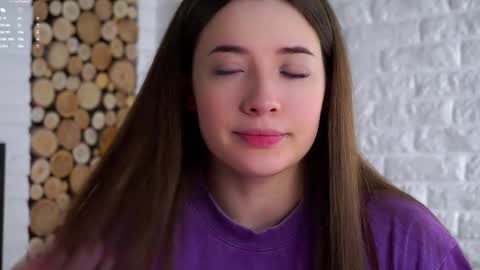 Lucy online show from 03-09-26, 01:53