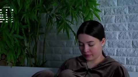 Lucy online show from 04-28-26, 02:27