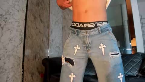 MAIK MEJIA online show from 02-21-26, 07:37