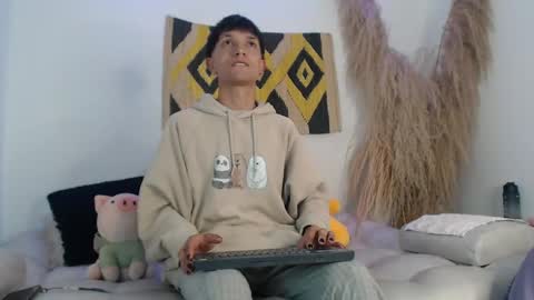 Maiky Cooper online show from 03-04-25, 04:06