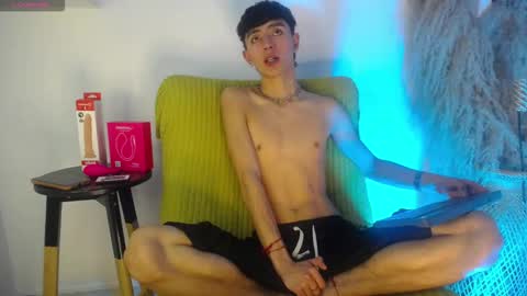 Maiky Cooper online show from 09-09-25, 07:46