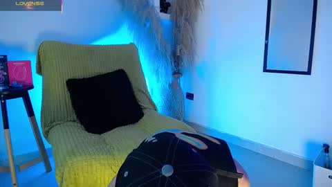 Maiky Cooper online show from 09-17-25, 08:54