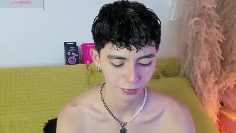 Maiky Cooper online show from 10-02-25, 08:49