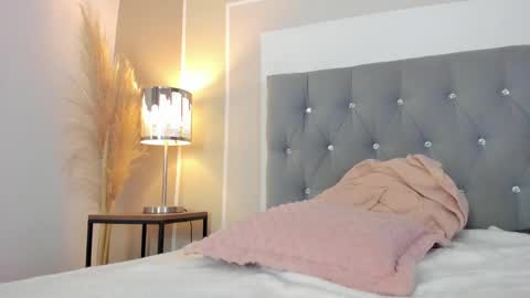 Snapshot of mailin18 chatting on 01-21-25, 04:32 Mailin online show from 01-21-25, 04:32