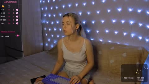 Your kitty online show from 12-26-24, 02:44