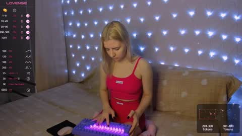 Your kitty online show from 01-16-25, 03:24