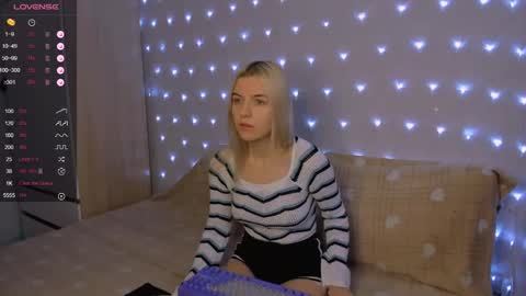 Your kitty online show from 02-18-25, 02:49