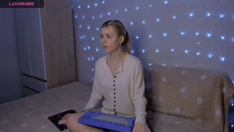 Your kitty online show from 03-14-26, 03:50