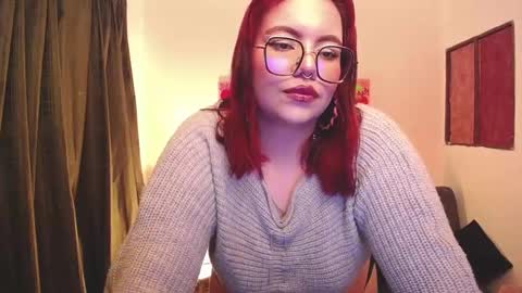 Snapshot of maily_888 chatting on 12-10-24, 02:05 maily online show from 12-10-24, 02:05