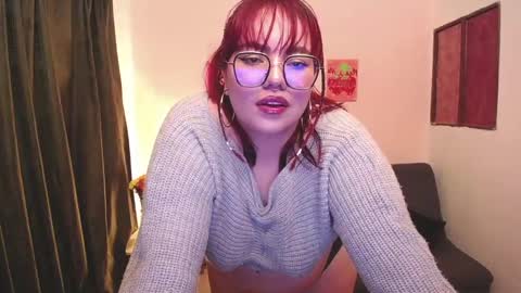 Snapshot of maily_888 chatting on 12-13-24, 03:16 maily online show from 12-13-24, 03:16