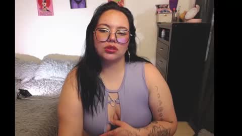 Snapshot of maily_888 chatting on 10-01-25, 06:36 maily online show from 10-01-25, 06:36