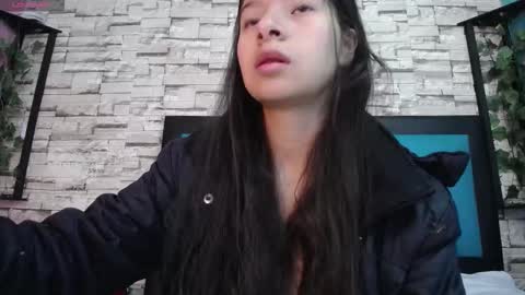 Snapshot of maily_can chatting on 09-13-25, 12:38  MAILY CAN  online show from 09-13-25, 12:38