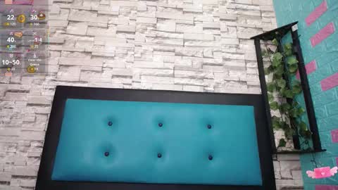 Snapshot of maily_can chatting on 10-09-25, 01:42  MAILY CAN  online show from 10-09-25, 01:42