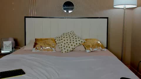 Sofi online show from 02-22-25, 04:09