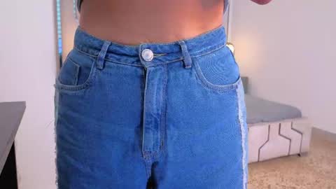 MAISE online show from 04-27-26, 01:20