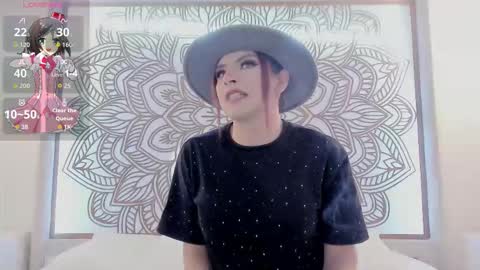 Snapshot of maiskeenzamara chatting on 12-02-25, 01:39 Zamara.... online show from 12-02-25, 01:39