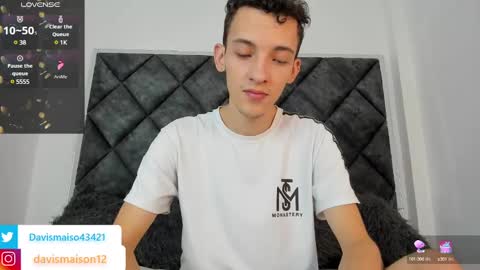 Maison Davis online show from 01-22-25, 10:37