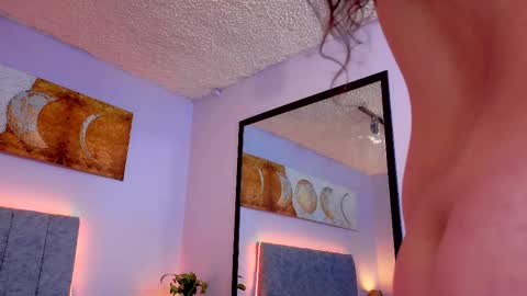 MAITE STONE1 online show from 10-30-25, 03:30